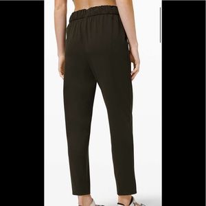 Lululemon Keep Moving 7/8 Pant - dark olive